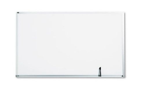 Photo 1 of Quartet Classic Whiteboard 5 X 3 Silver Aluminum Frame