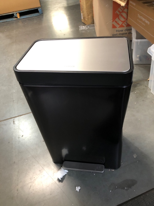 Photo 3 of *SEE NOTES* Kohler 20940-BST Step Trash Can, 13 Gallon, Black with Stainless Steel Black Stainless Steel 13 Gallon Can