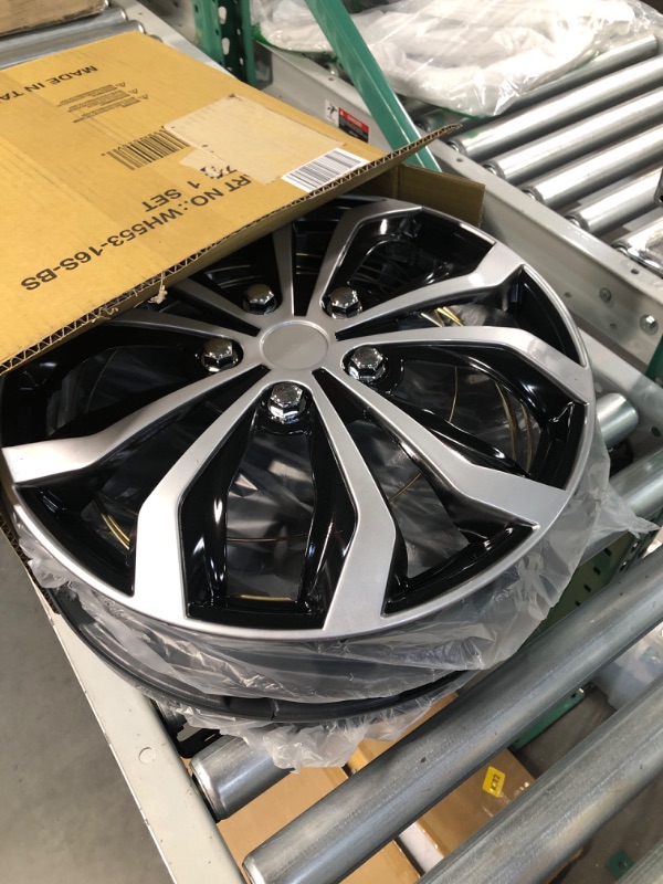 Photo 1 of Pilot Automotive WH553-16S-BS 16 Inch Spyder Black & Silver Universal Hubcap Wheel Covers - Set of 4 - 16-inch