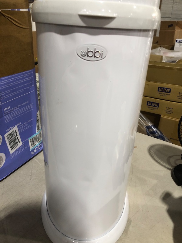 Photo 5 of **USED** DENTS ON THE SIDES** SEE PICTURES*** Ubbi Steel Diaper Pail - White