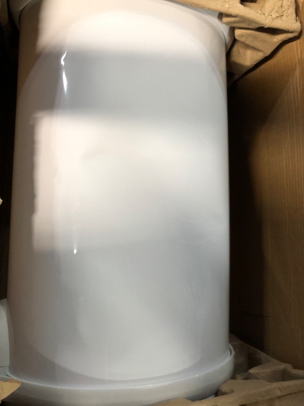 Photo 2 of **USED** DENTS ON THE SIDES** SEE PICTURES*** Ubbi Steel Diaper Pail - White