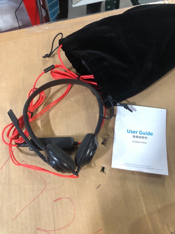 Photo 2 of -USED- NUBWO USB C/3.5mm Jack Wired Office Headset 