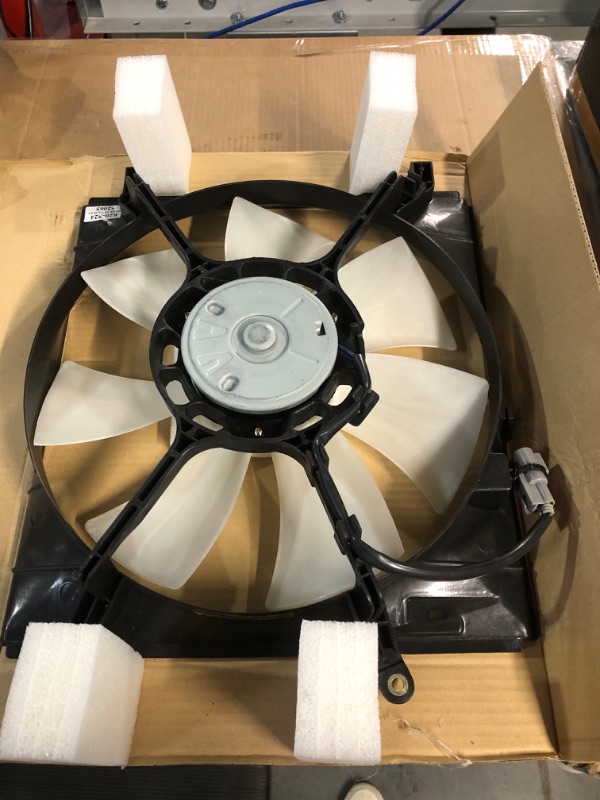 Photo 2 of -USED- DORMAN OE SOLUTIONS Condenser Fan