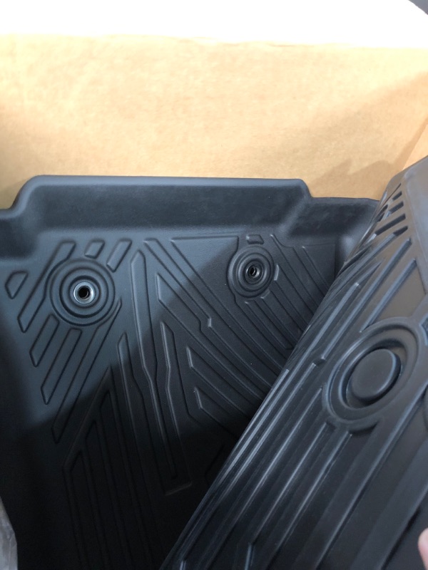 Photo 1 of car mats