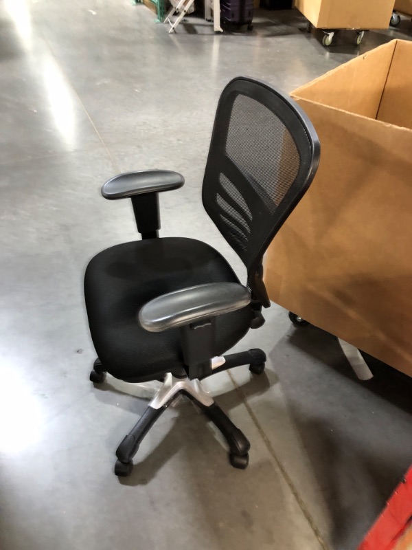Photo 2 of (preassembled) (like new) Flash Furniture Mid-Back Black Mesh Multifunction Executive Swivel Ergonomic Office Chair