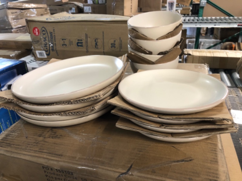 Photo 3 of **BRAND NEW**  Gibson Home Rockaway Round Stoneware Dinnerware Set, Cream 