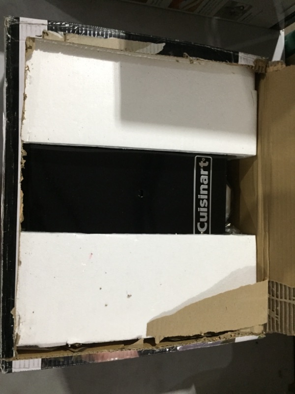 Photo 2 of [USED] Cuisinart Grill Top Pizza Oven Kit