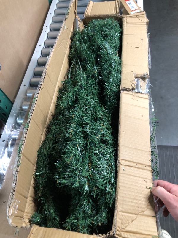 Photo 2 of (READ NOTES) Sunnyglade 6 FT Premium Artificial Christmas Tree 1000 Tips Full 