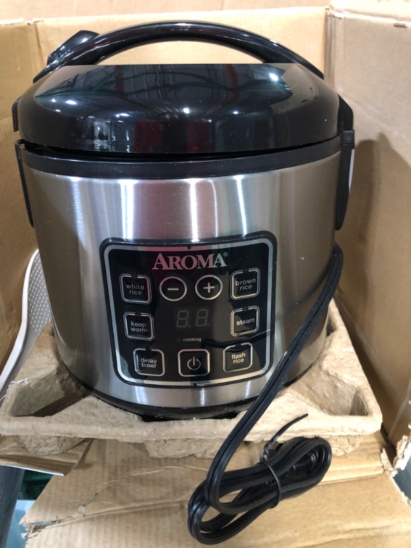 Photo 4 of Aroma Housewares ARC-914SBD Digital Cool-Touch Rice Grain Cooker and Food Steamer