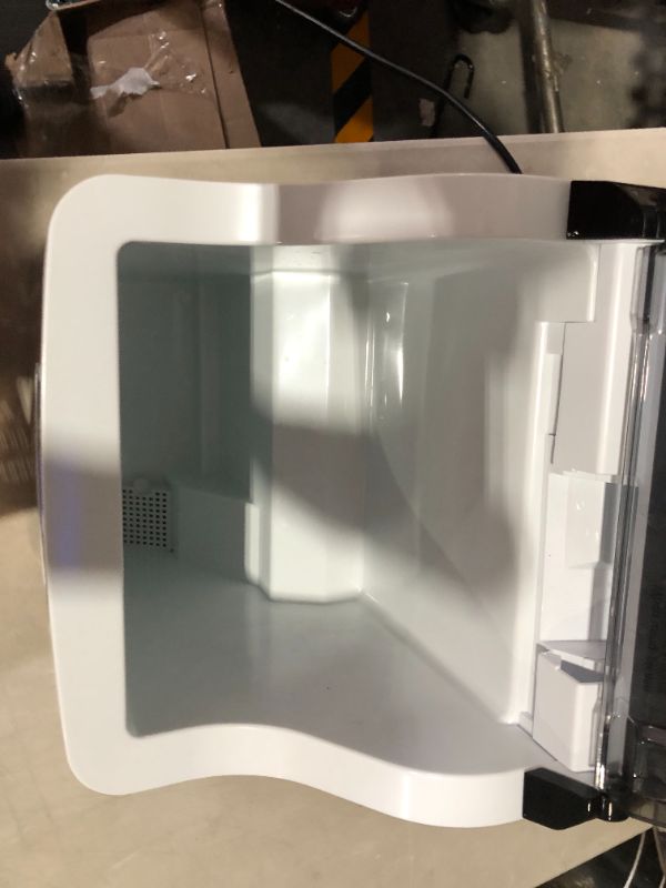 Photo 6 of ***UNTESTED - SEE NOTES***
AGLUCKY Countertop Nugget Ice Maker, 44 Lbs a Day