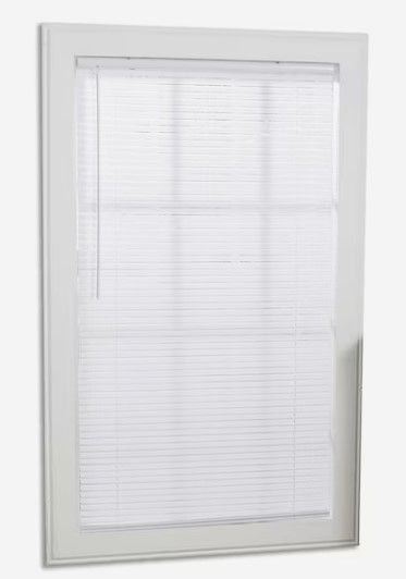 Photo 1 of **SEE NOTES**
Project Source 1-in Slat Width 59-in x 64-in Cordless White Vinyl Light Filtering Mini Blinds
