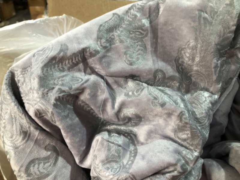 Photo 4 of [USED] 104x90 inch Soft Distressed Lavender Comforter with Metallic Medallion Print