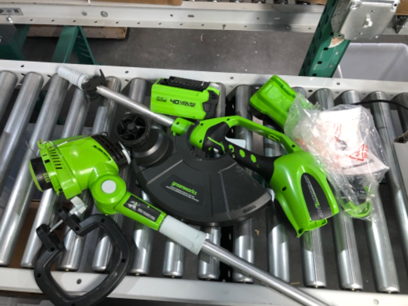 Photo 2 of ** PARTS ONLY ** Greenworks 21302 40V GMAX Lithium-Ion 13 in. Straight Shaft String Trimmer