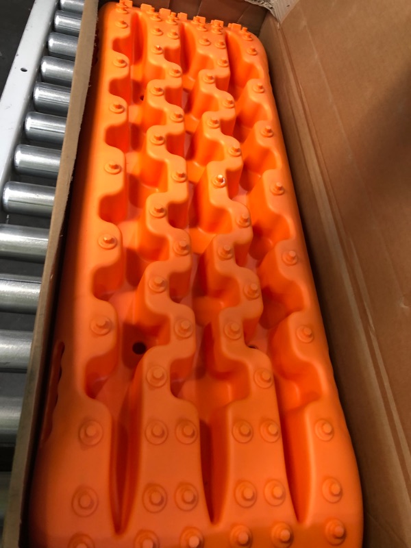 Photo 1 of XPV AUTO Recovery Traction Tracks Tire Ladder