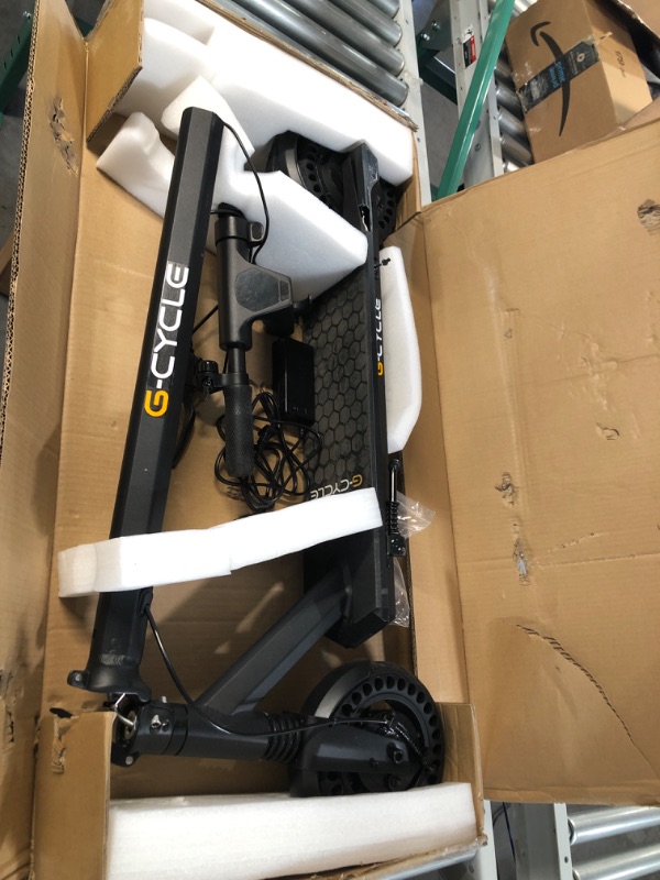 Photo 2 of **PARTS ONLY DOESN'T FUNCTION**
G-CYCLE L8 Pro Electric Scooter