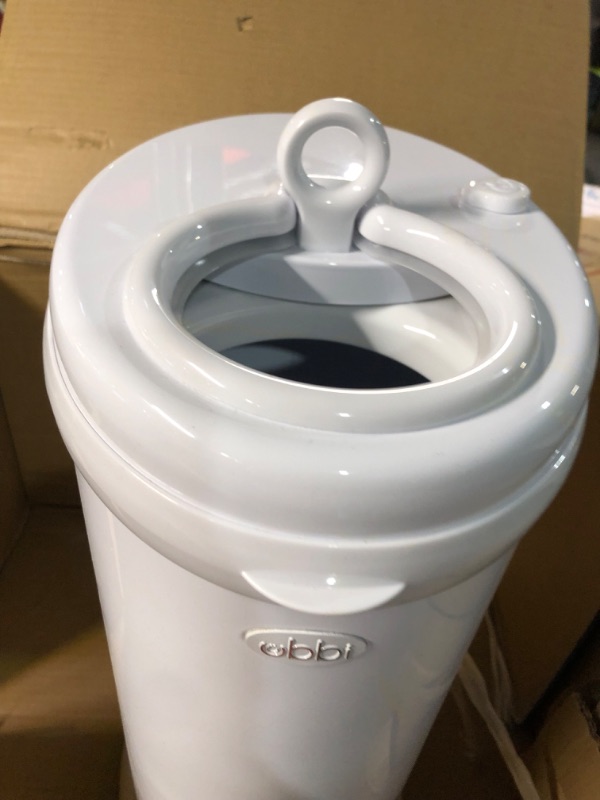 Photo 1 of *USED/SEE NOTES** Ubbi Steel Diaper Pail - White