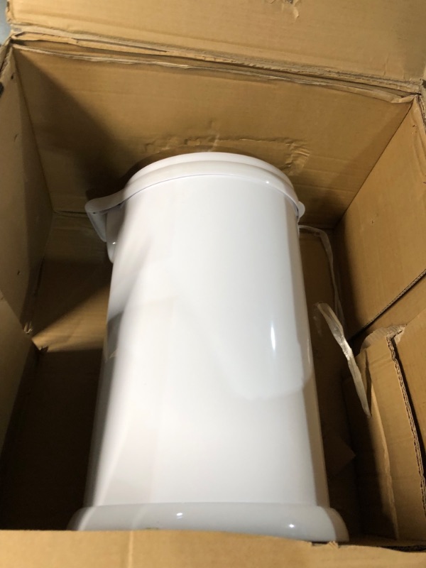 Photo 1 of *USED/SEE NOTES** Ubbi Steel Diaper Pail - White