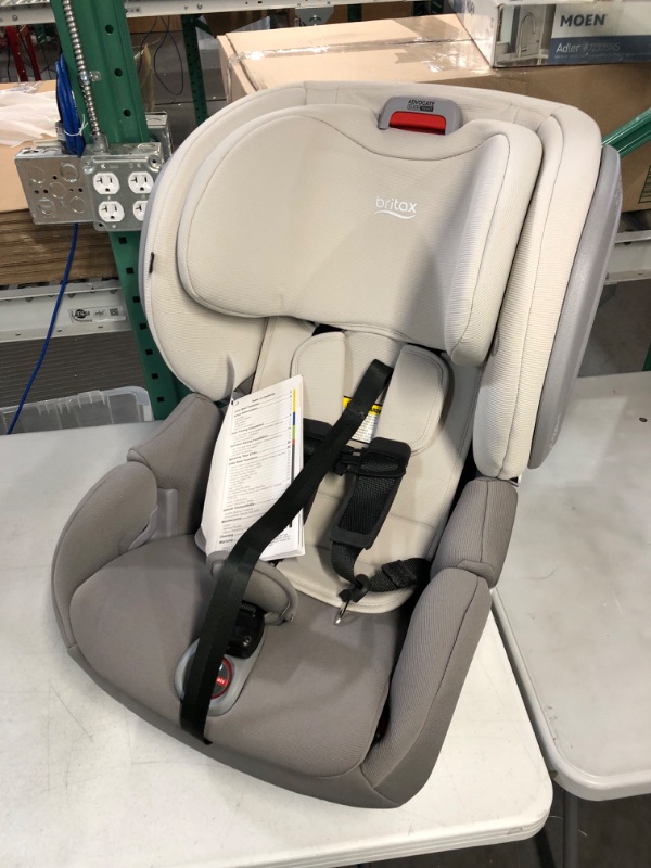 Photo 2 of Britax Boulevard Clicktight Convertible Car Seat, Gray Contour 