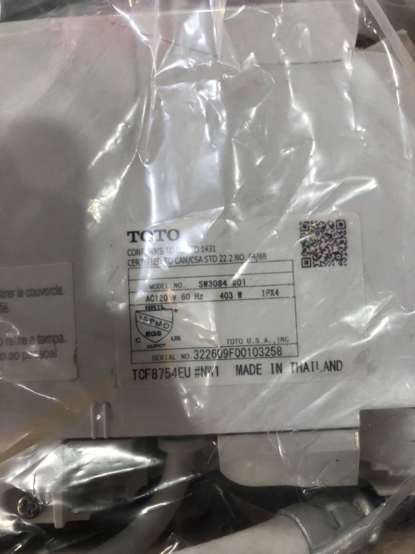Photo 1 of **USED/ DAMAGED** TOTO SW3084#01 WASHLET C5 Electronic Bidet Toilet Seat Elongated Cotton White