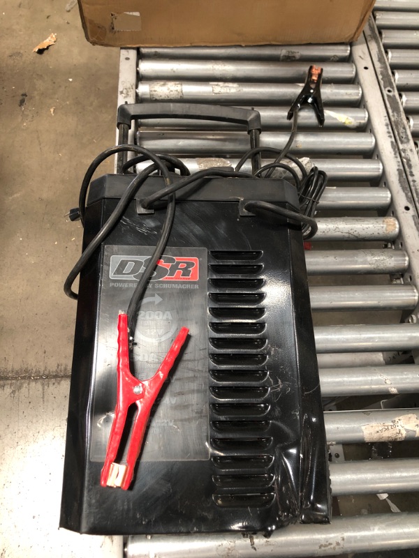 Photo 3 of **Damaged**Schumacher ProSeries DSR140 Manual Battery Charger/Engine Starter, 12/24 V Output, 10 a Charging
