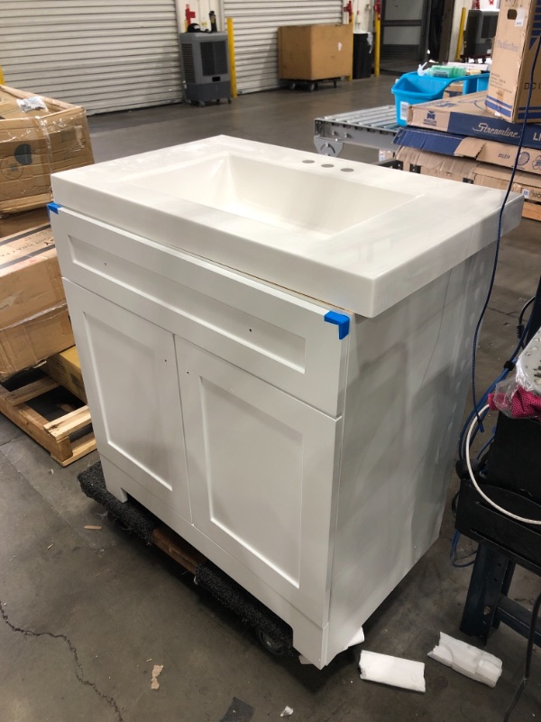 Photo 2 of 
Glacier Bay Everdean 30.50 in. W x 18.75 in. D Bath Vanity in White with Cultured Marble Vanity Top in White with White Basin
