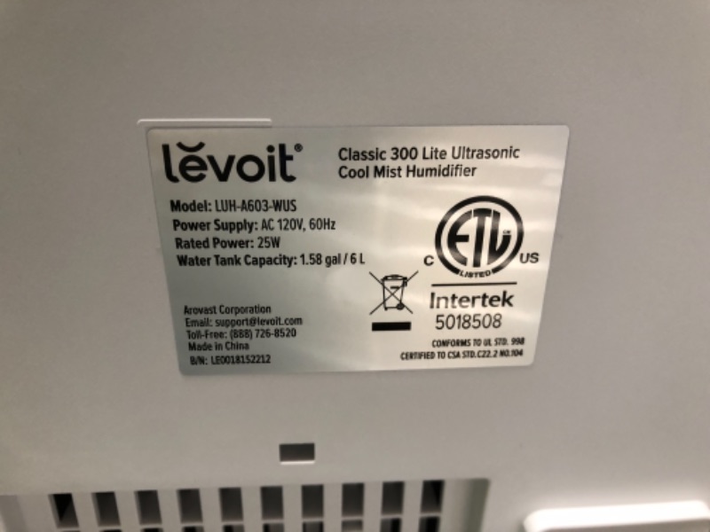 Photo 3 of *** LEAKS *** DAMAGED ***
Levoit Top Fill Humidifier Classic 300 6L for Large Rooms Cool Mist Ultrasonic Vaporizer for Plants Baby Cough with Essential Oil Tray Gray
