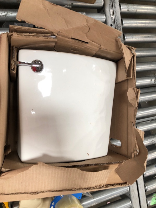 Photo 2 of American Standard H2Optimum White 1.1-GPF Single-Flush High Efficiency Toilet Tank