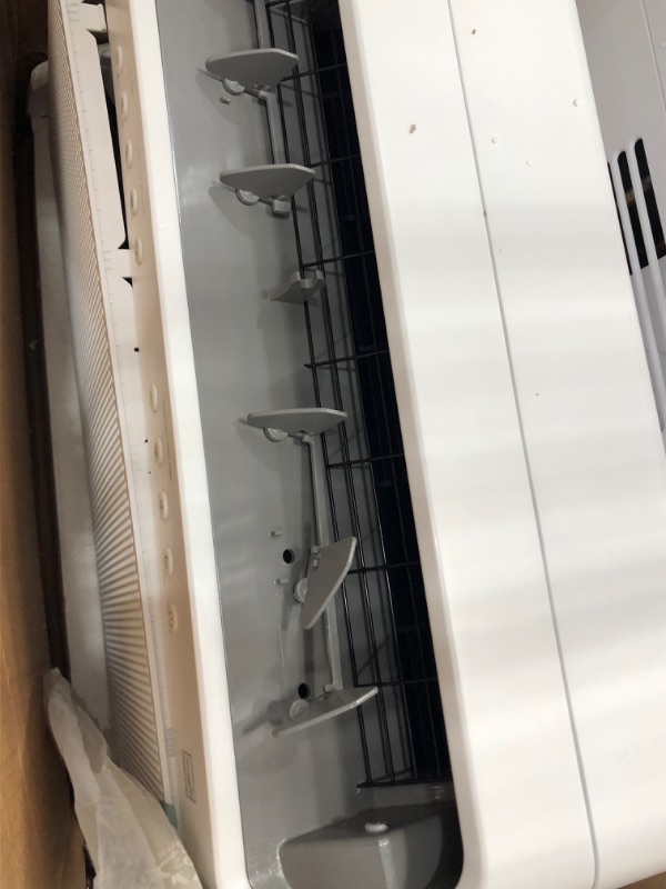 Photo 12 of **MINOR DAMAGE TO MACHINE PLEASE VIEW PHOTOS**
Midea 8,000 BTU Smart Inverter U-Shaped Window Air Conditioner, 35% Energy Savings, Extreme Quiet, MAW08V1QWT (1860705)
