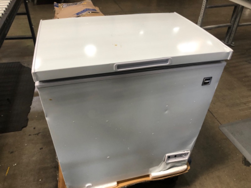 Photo 10 of ***PARTS ONLY*** 
Rca, 5.1 Cu. Ft. Chest Freezer, White
