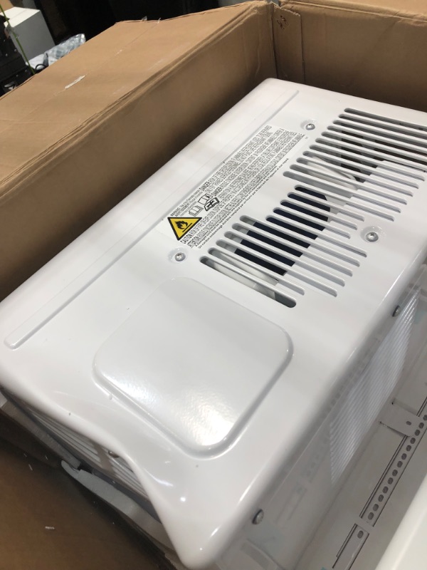 Photo 7 of **DENTED**
Midea 8,000 BTU Smart Inverter U-Shaped Window Air Conditioner, 35% Energy Savings, Extreme Quiet, MAW08V1QWT (1860705)
