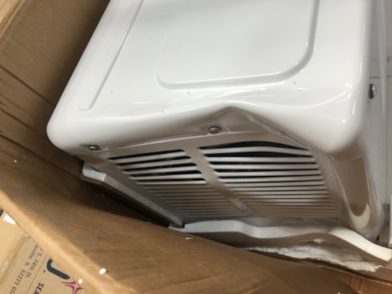 Photo 6 of **DENTED**
Midea 8,000 BTU Smart Inverter U-Shaped Window Air Conditioner, 35% Energy Savings, Extreme Quiet, MAW08V1QWT (1860705)
