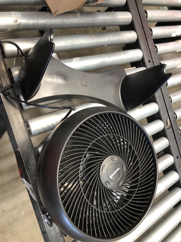 Photo 2 of PARTS ONLY
Honeywell HT900 Super Turbo Three-Speed High-Performance Fan, Black

-broken stand 
-POWERS ON 