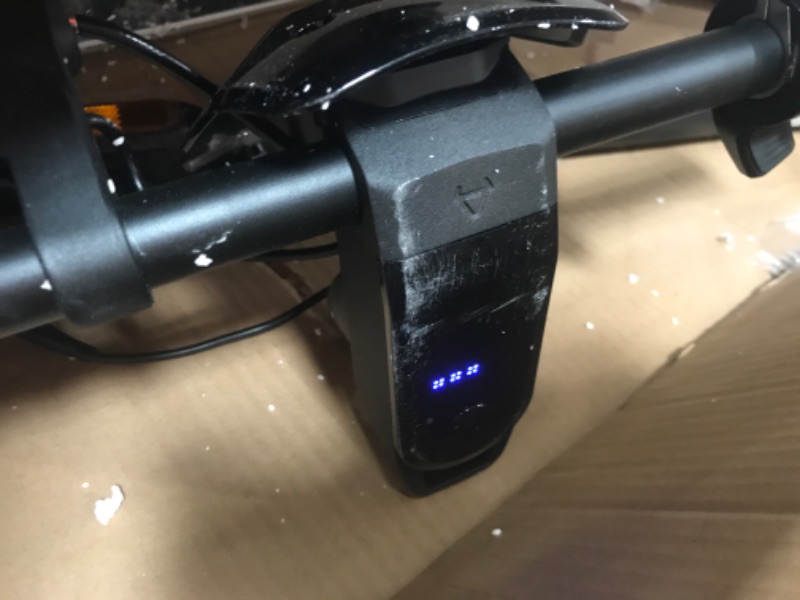 Photo 9 of **DAMAGED* NON FUNCTIONAL** NIU KQi2 Pro Electric Scooter 300W Power 25 Miles Long Range Max Speed 17.4MPH Portable Foldable Commuting
