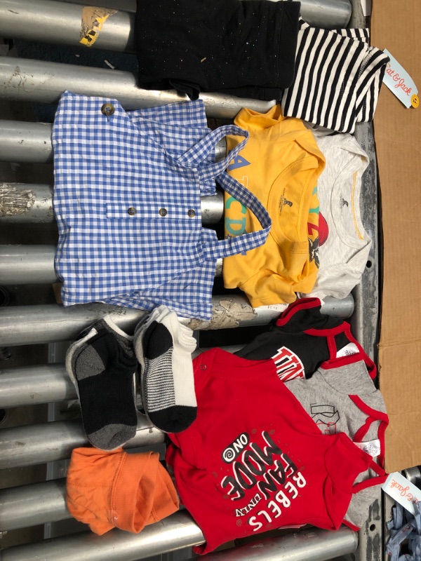 Photo 1 of 8 ITEM BUNDLE OF BABY CLOTHING MIXED SIZES