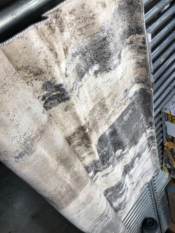 Photo 1 of *Used needs cleaning**
Luxe Weavers Euston Collection Grey 5x7 Abstract Area Rug - 7681 Gray-Gray 5x7
