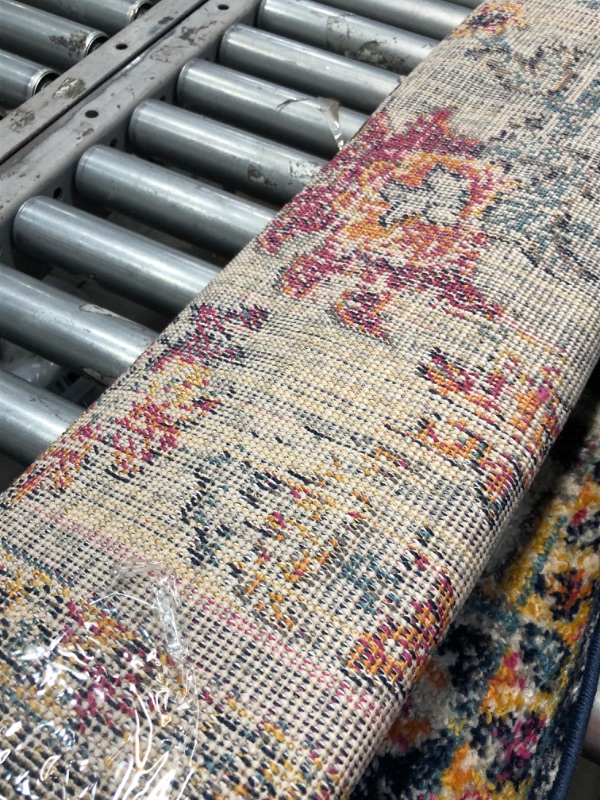 Photo 1 of *Used needs cleaning**
Artistic Weavers Odelia Vintage Bohemian Area Rug,6'7" Square,Garnet/Navy
