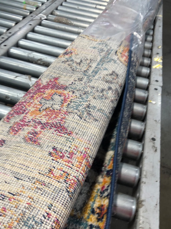 Photo 1 of *Used needs cleaning**
Artistic Weavers Odelia Vintage Bohemian Area Rug,6'7" Square,Garnet/Navy
