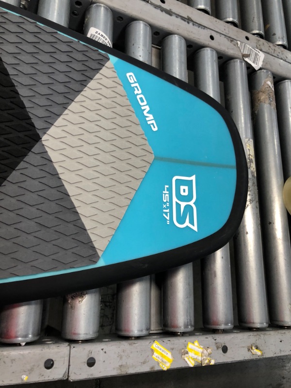 Photo 5 of **MISSING FINS**
Driftsun Gromp Wakesurf Board – 3’ 9” Kids Wake Surfboard, Child Sized Wakesurfer, Fins and Fin Tool Included
