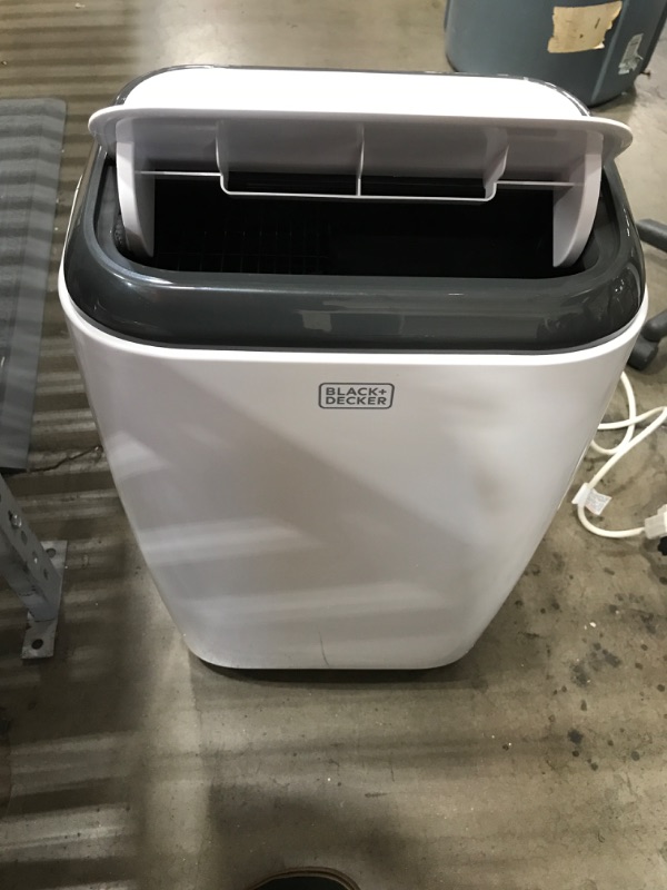 Photo 4 of ***PARTS ONLY*** BLACK+DECKER 8,000 BTU Portable Air Conditioner with Remote Control, White
