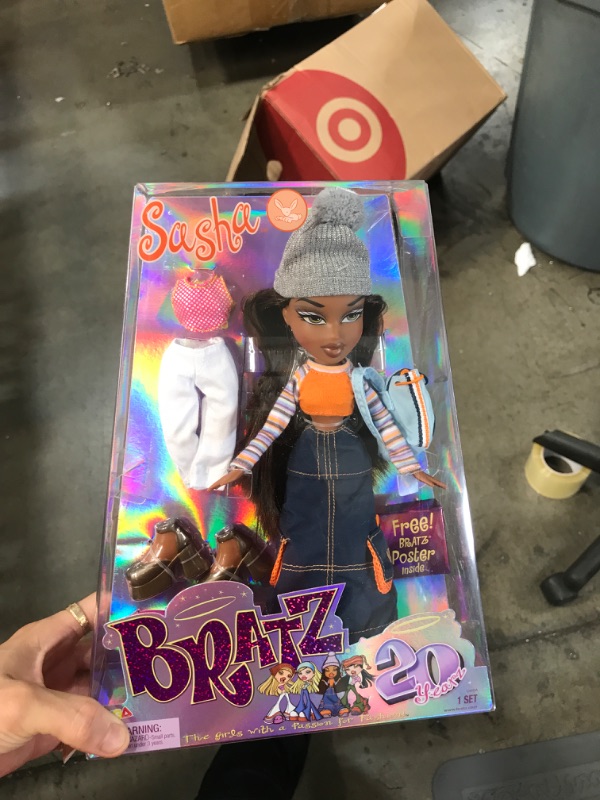 Photo 2 of Bratz Original Doll - Sasha

