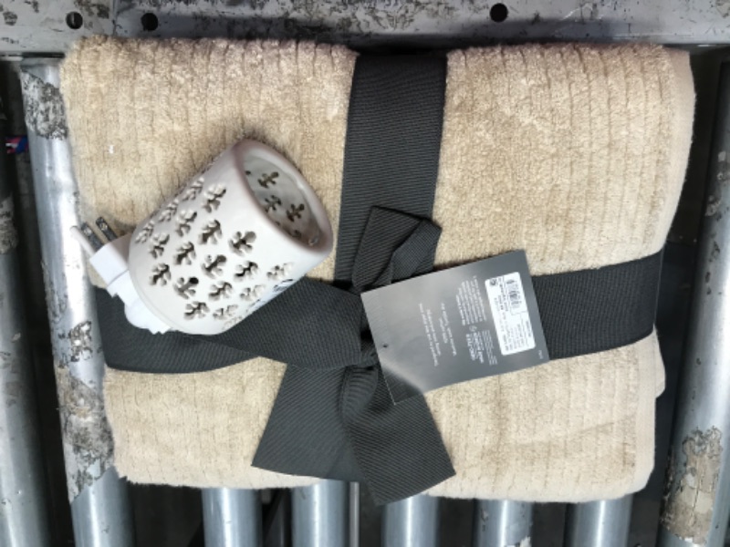 Photo 1 of 2pk Quick Dry Ribbed Bath Towel Set - Threshold™
+ Bathroom nightlight 