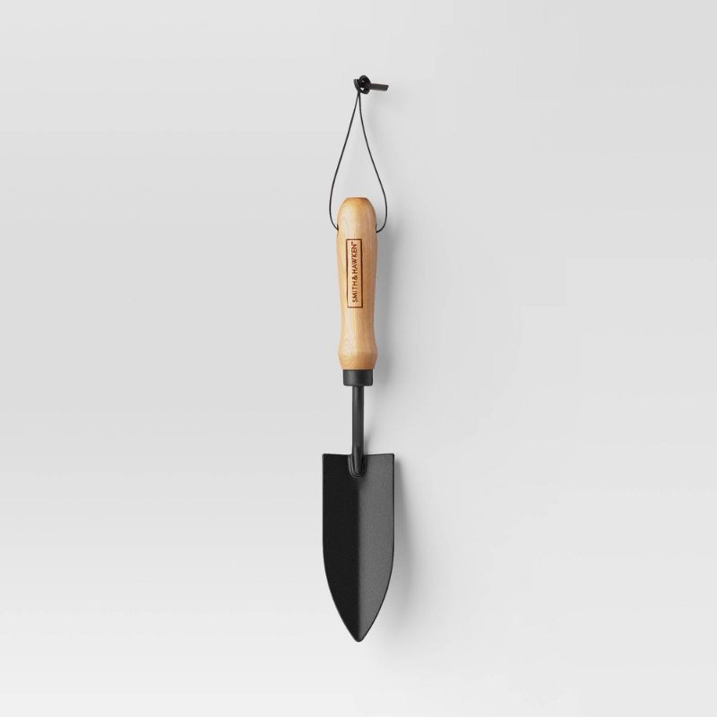 Photo 1 of 
Digging Narrow Spade Shovel with Hardwood Handle Metallic - Smith & Hawken
