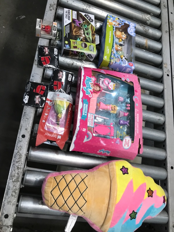 Photo 1 of BUNDLE OF TOYS AND PINS 10 ITEMS.