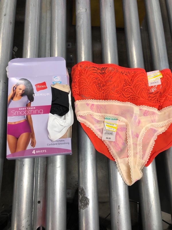 Photo 1 of 3 ITEM WOMEN'S UNDERWEAR BUNDLE
S, M, L