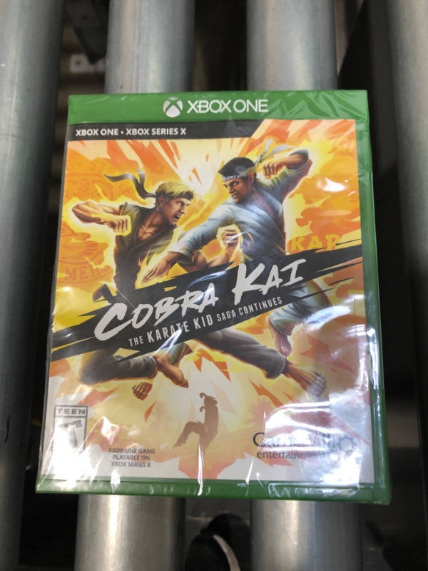 Photo 2 of Cobra Kai - Xbox One