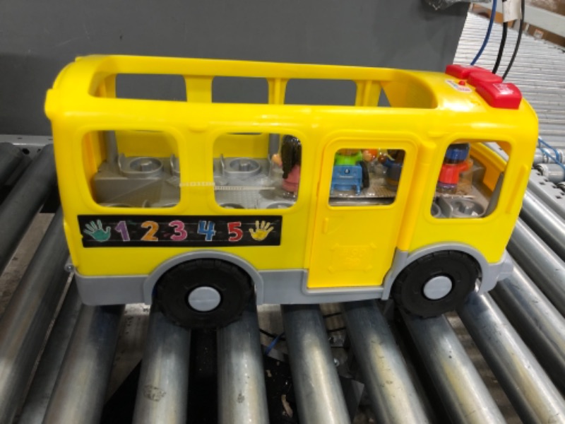 Photo 3 of ?Fisher-Price Little People Big Yellow Bus

