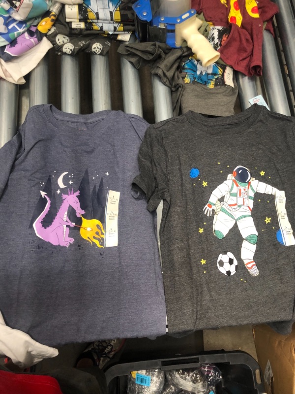 Photo 4 of (BUNDLE OF 4 BOYS GRAPHIC TEES) Boys' 'Crocodies in Space' Graphic Short Seeve T-Shirt - Cat & Jack™ Charcoa Gray SIZE LARGE (12/14)