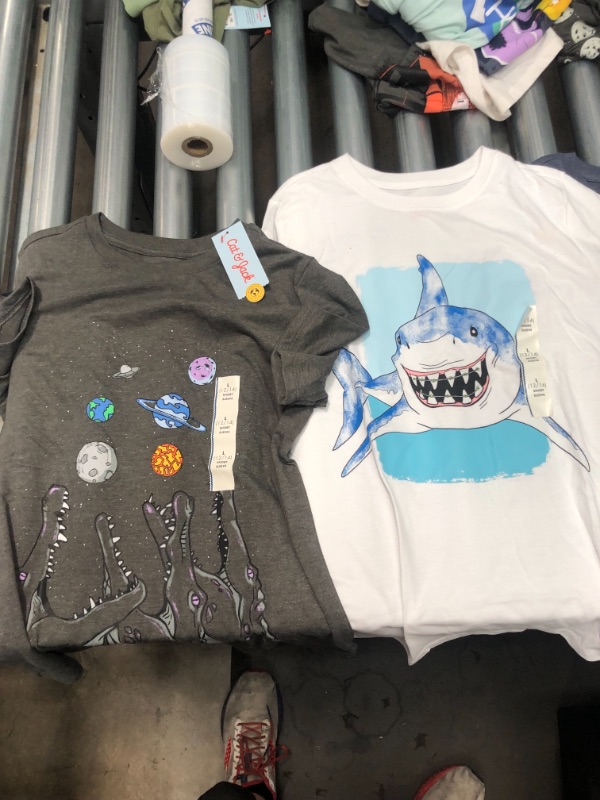 Photo 3 of (BUNDLE OF 4 BOYS GRAPHIC TEES) Boys' 'Crocodies in Space' Graphic Short Seeve T-Shirt - Cat & Jack™ Charcoa Gray SIZE LARGE (12/14)