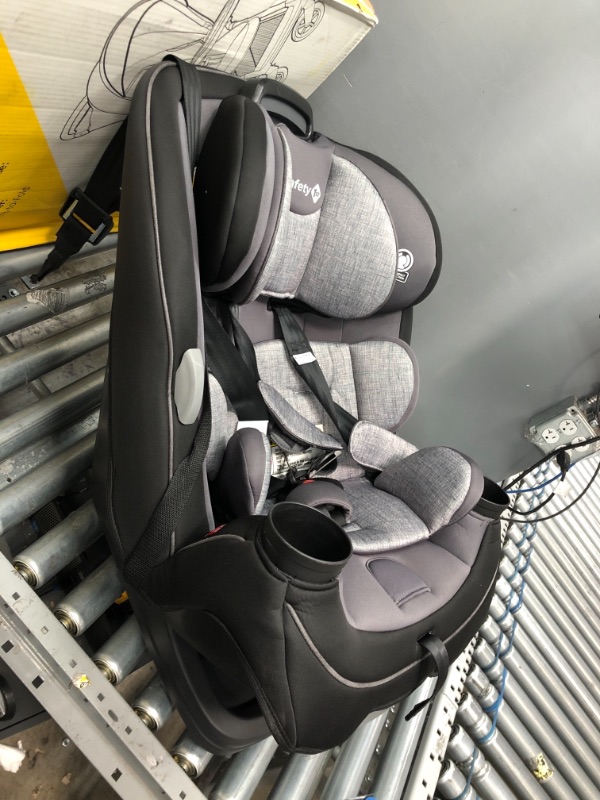 Photo 3 of  SAFETY FIRST GROW AND GO 3-IN-1 CAR SEAT