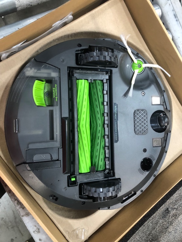 Photo 3 of (SCRATCHED) iRobot Roomba i4+ EVO (4552) Robot Vacuum with Automatic Dirt Disposal - Empties Itself for up to 60 Days, Wi-Fi Connected Mapping, Compatible with Alexa, Ideal for Pet Hair, Carpets
